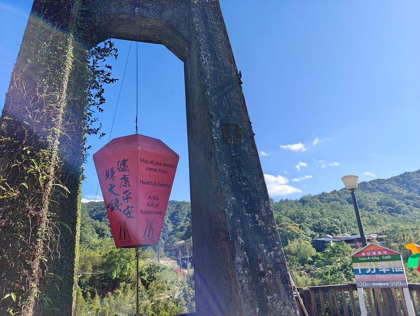 Taipei: Northern Taiwan Private Yehliu, Jiufen, & Shifen - Pingxi gives the day a second railway-town stop