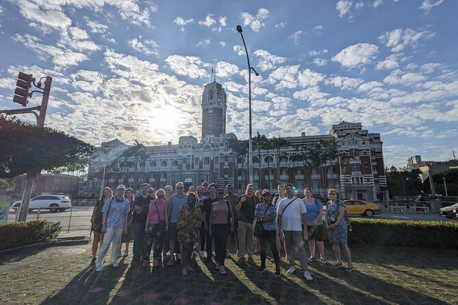 Taipei Old Town - Taiwan Introduction Walking Tour (Tip-Based) - Why this is a smart first Taipei walk
