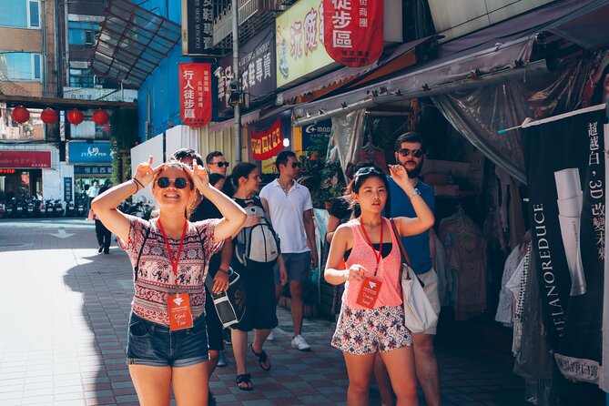 Taipei Old Town - Taiwan Introduction Walking Tour (Tip-Based) - Chengzhong Market, a short taste of daily life