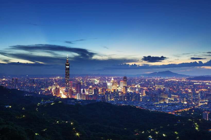 Taipei: Priority Pass Taipei 101 Observatory Deck Ticket - The 37-second trip to the 89th floor