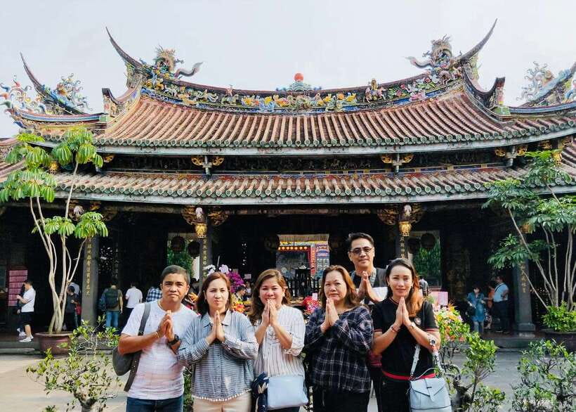 Taipei: Private Day Tour by Car - National Palace Museum: allow extra time when it matters