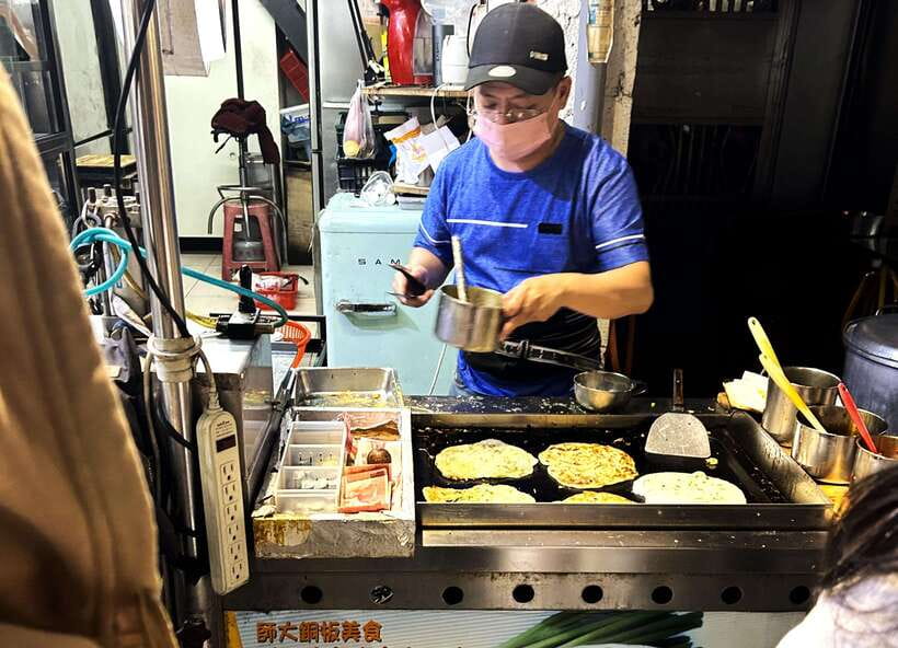Taipei: Street Food & Hidden Eats Night Market Food Tour - Is $55 good value for three hours?