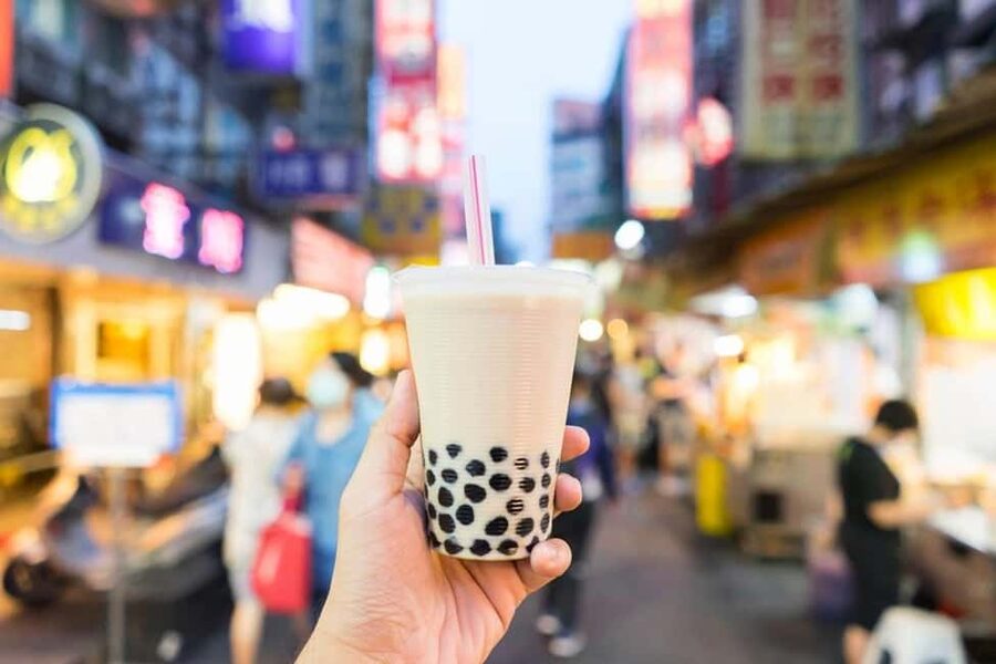 Taipei: Street Food & Hidden Eats Night Market Food Tour - Shida Night Market starts with savory street food