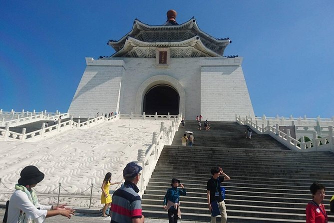 Taipei Taster: Layover Escapes in 4-Hour Private Tour - Who will enjoy this Taipei layover tour?