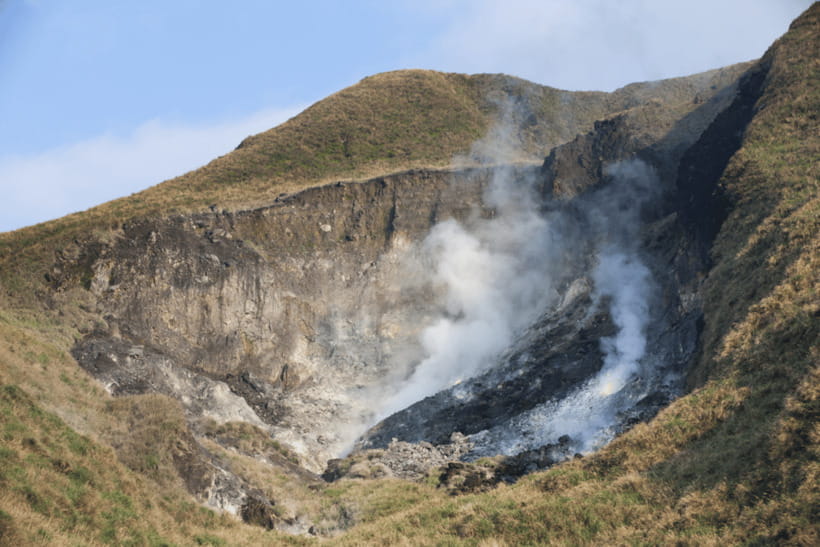 Taipei: Yangmingshan & Beitou Full-Day Tour - What the guides add to the experience