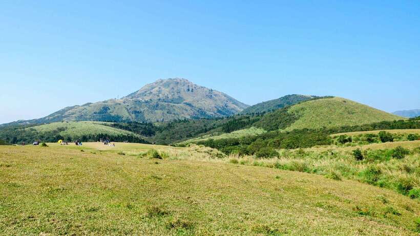 Taipei: Yangmingshan National Park Half-Day Tour - Why Yangmingshan makes a good half-day escape