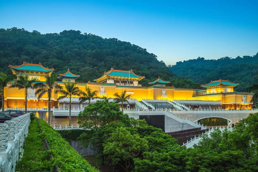 Taiwan Taipei: 8-Hour Customized Taipei City Exploration! - Shopping and the second viewpoint