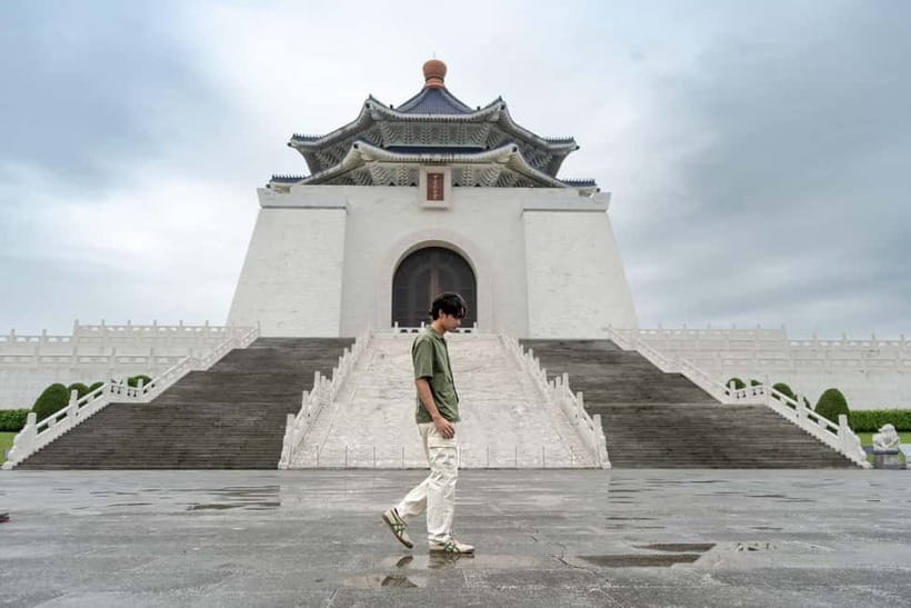 Taiwan Taipei: Quick Photoshoot with Taiwan Photographer - Weather flexibility and planning advice