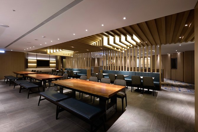 Taiwan Taoyuan International Airport Plaza Premium Lounge - The shower facilities are the star feature
