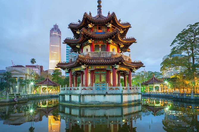 Taoyuan Airport (TPE) Private Transfer to Multiple Destinations - A private car, but not always a luxury car