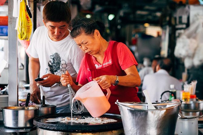 Traditional Old School Taiwanese Food Tour - Meeting at Daqiaotou MRT station at 10:00 a.m.