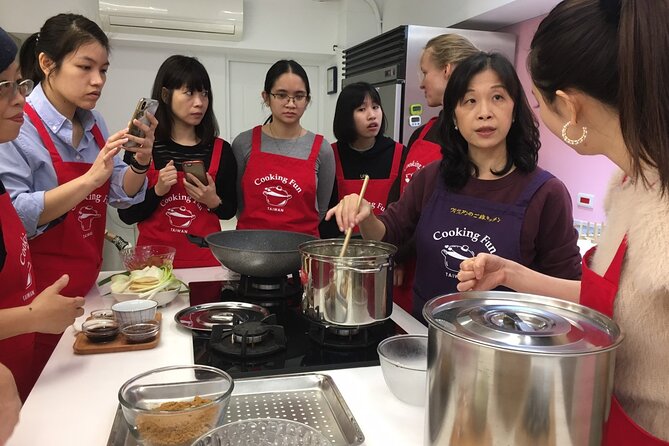 Turnip cake, Pork thick soup, Tofu pudding. Taiwan Traditional Light Meals Experience-C (Taipei Cooking Class) - What the teaching style seems to do well