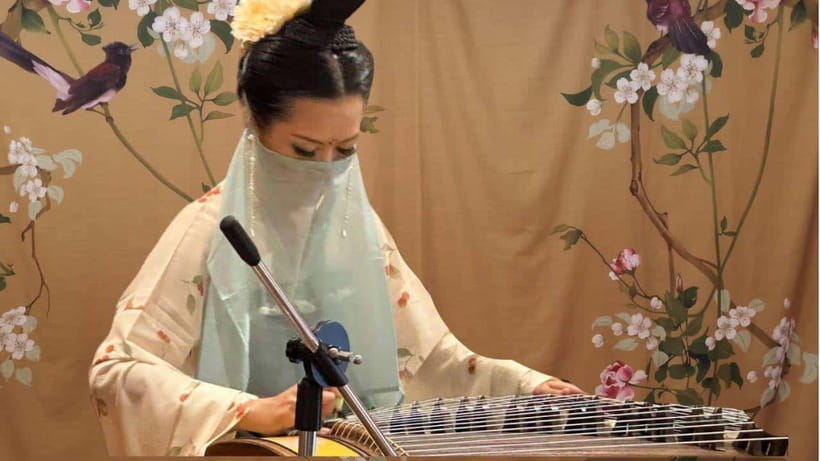 Wear Hanfu and play guzheng - Is $50 good value for one hour?