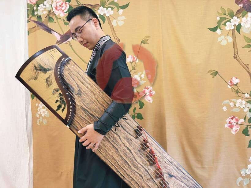 Wear Hanfu and play guzheng - Timing, language, and cancellation details