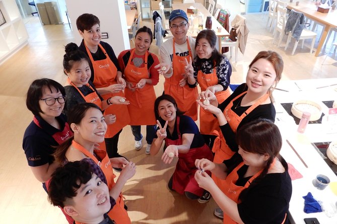 Xiao Long Bao & Boba Tea Cooking Class in Taipei - Bubble Milk Tea and Taiwanese Side Dishes