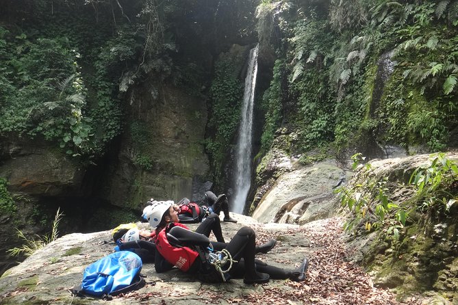 Yi-Hsin creek canyoning in northern Taiwan - Clothing, phones, and small preparation tips